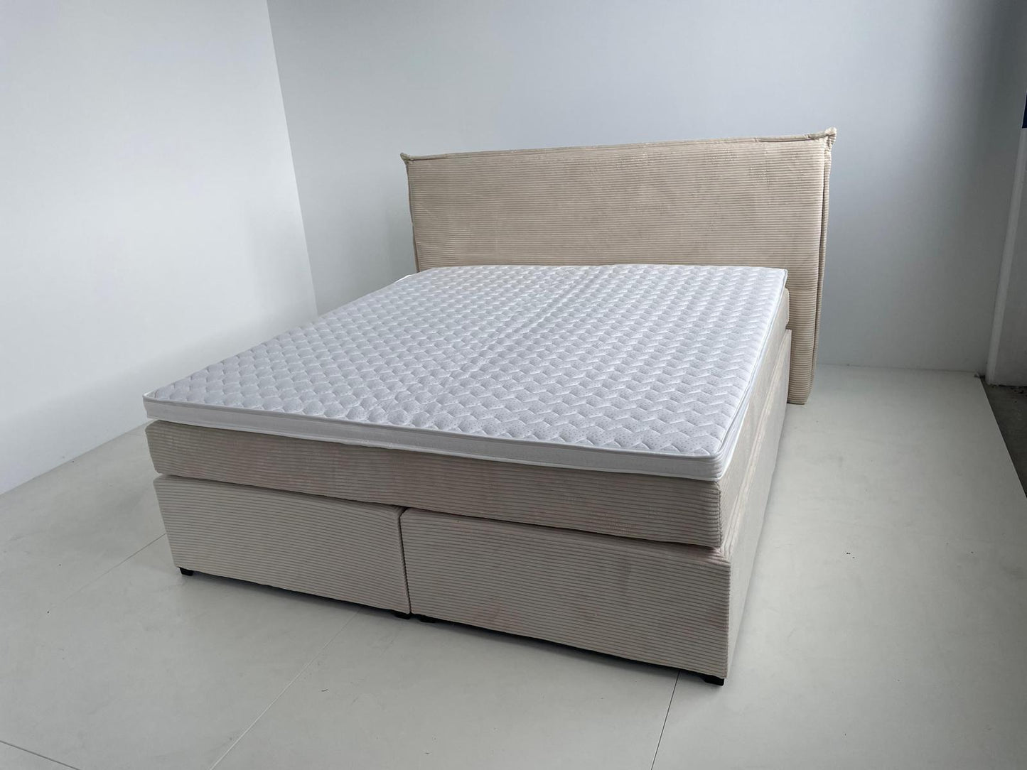 ⭐️Achtung Schnäpchen⭐️ Boxspringbett 180x200cm Made in Germany aus Cord