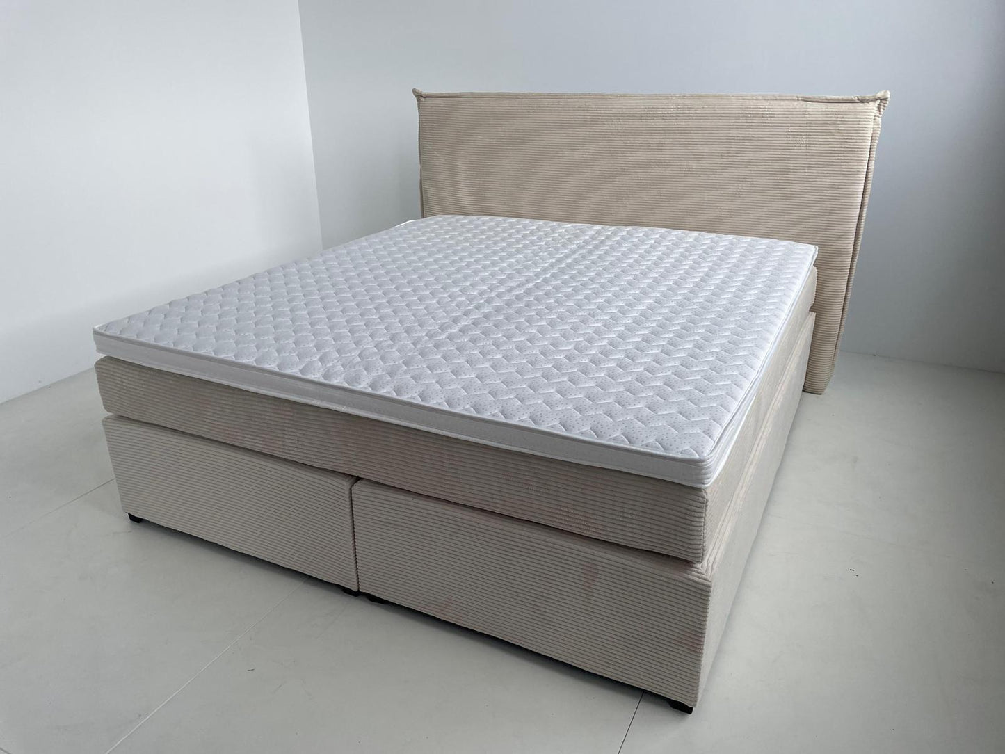 ⭐️Achtung Schnäpchen⭐️ Boxspringbett 180x200cm Made in Germany aus Cord