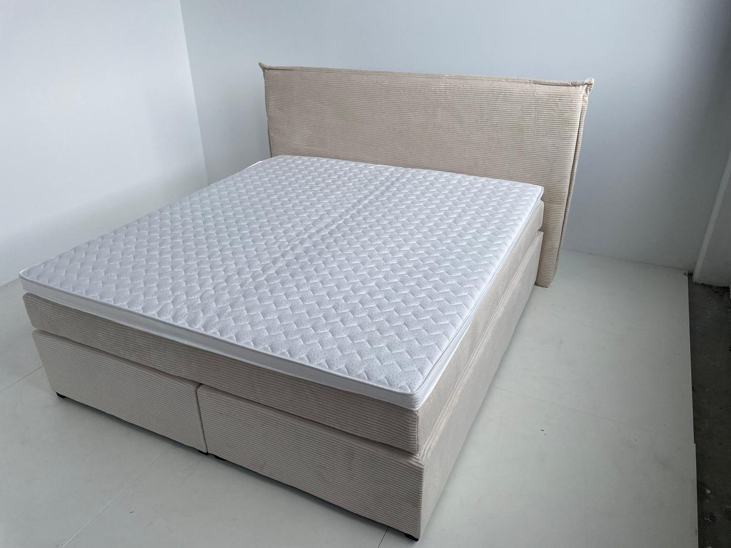 ⭐️Achtung Schnäpchen⭐️ Boxspringbett 180x200cm Made in Germany aus Cord